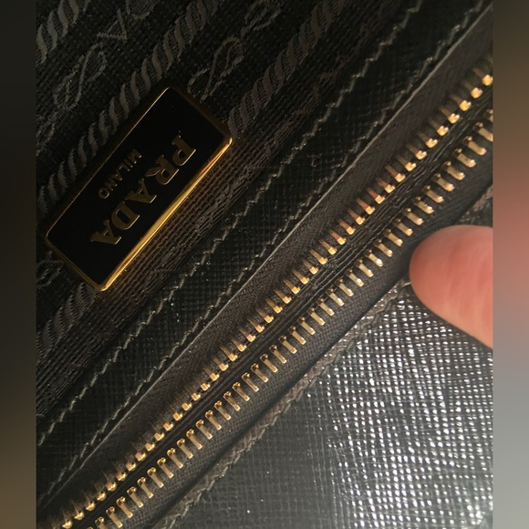 Prada saffiano galleria mini/small in black - Picture 4 of 9